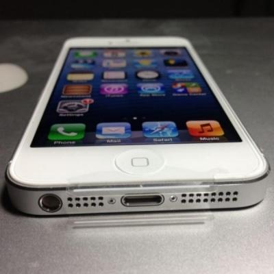 iPhone 5 64GB =====  $400 USD