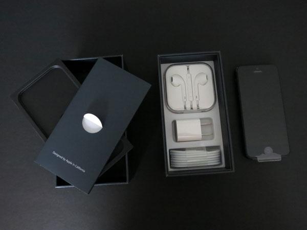 Apple Iphone 5 32GB / Blackberry Z10 16GB - Unlocked