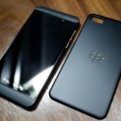 New BB Z10 L-Series, New BB Tk Victory,New iphone 5