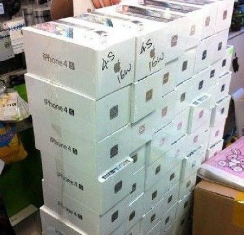 Factory Unlocked Apple IPhone 4S 64GB,BlackBerry Porsche P9981 ,Apple Ipad 3 HD Wi-Fi + 4G