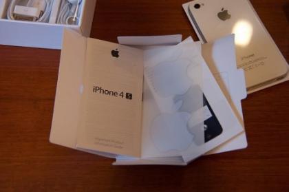 Brand New Apple iphone 4s 32gb (skype:pablo.gomez174)