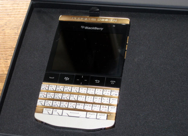 FOR SALE:Blackberry porsche P9981 Gold Design & Apple Ipad Mini with cellular