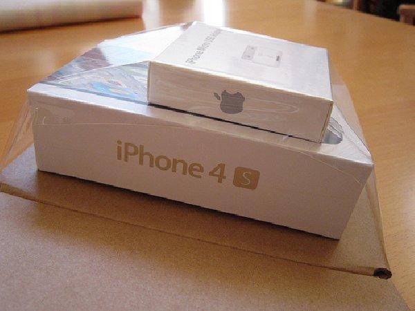 Brand new unlocked apple iphone 4s 64gb