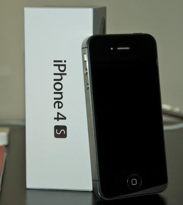 WTS Wholesale & Retail Apple iPhone 4S 16GB/32GB/64GB