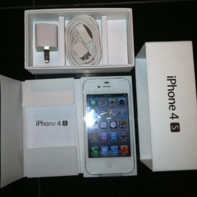New Arrival Apple iPhone 5 16GB (White)  Unlocked & Samsung GT-I9300 Galaxy S III 16GB(White) % iPho