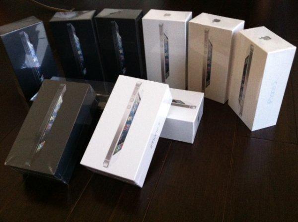 Unlocked Apple iphone 5 64GB (BUY 2 GET 1 FREE)