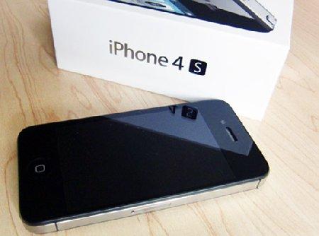 Por Marca nuevo iPhone de Apple 4 S 64 Gb Negro / blanco ... $ 350