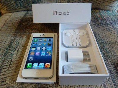 F/S :- Original Apple iphone 5 64gb Unlocked