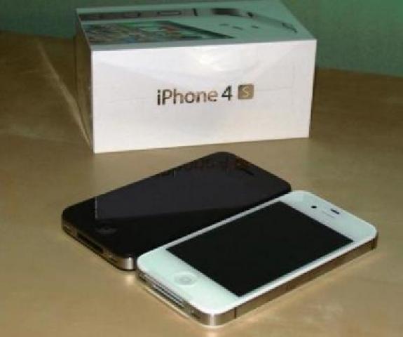 Selling Apple iPhone 4s 16GB,32GB,64GB Unlocked Phones