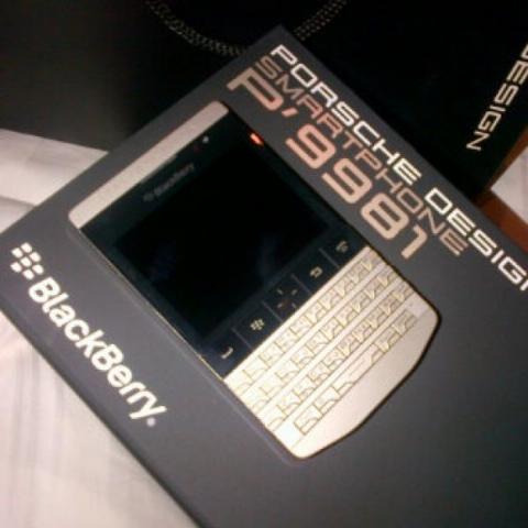 Selling Brand New Blackberry Z10 ..Blackberry porsche Design (BBM Pin Chat 23A0C377