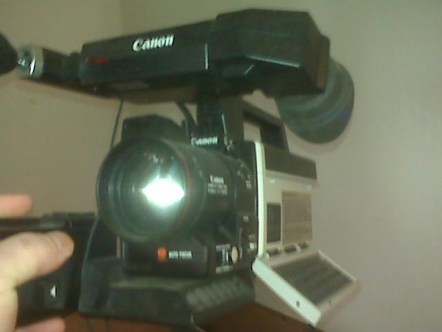 Selling a Canon VC-30 Camcorder