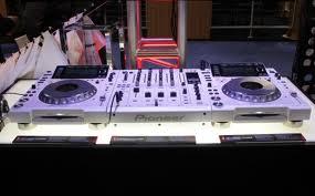 Buy New Pioneer CDJ-2000 & DJM-900nexus $2,899/ 2X Pioneer CDJ-2000 + DJM-2000