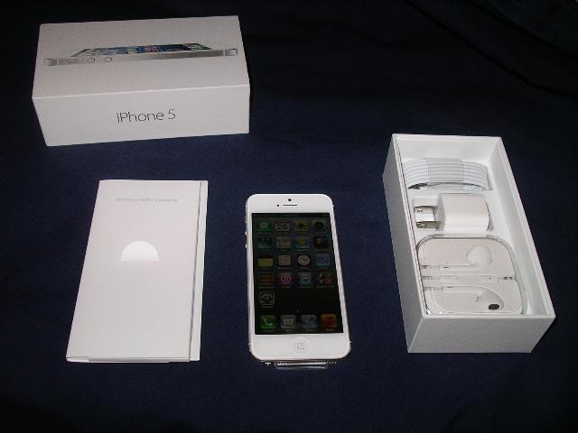 WTS://-Apple iPhone 5-64GB,Blackberry Z10--Samsung Galaxy SIII