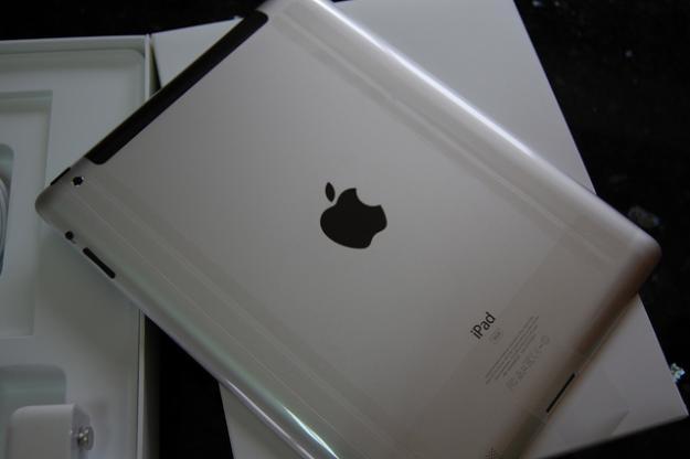 RAMADAN PROMO For sale:Apple iphone 4g 32gb,apple ipad,Blackberry Tourch,Nikon D90 Buy 2 get 1 Free