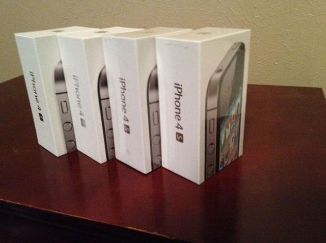 Apple Iphone 4s 32Gb & BLACKBERRY PORSCHE  Samsung Galaxy Tab 4G LTE & Apple iPad 2 Wifi + 3G – 64Gb,